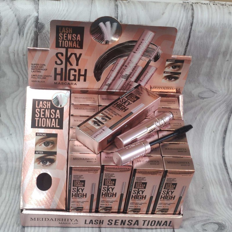 Туш для вій 4в1 із силіконовим пензлем Lash Sensational SKY