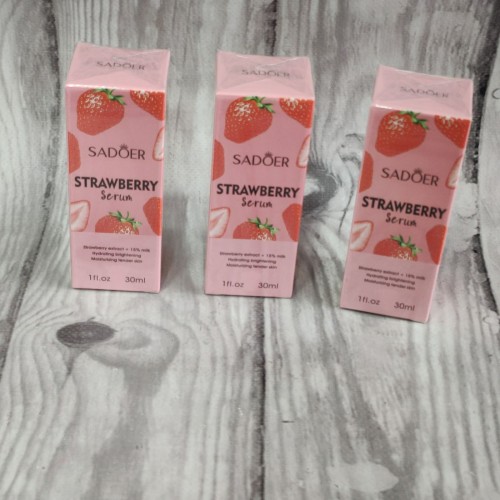 Сироватка для обличчя з екстрактом полуниці Sadoer Strawberry