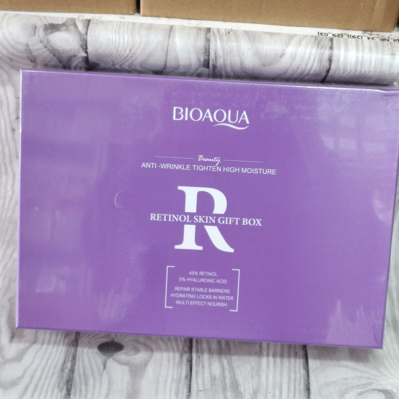 Набір для догляду за шкірою обличчя 6в1 з ретинолом Bioaqua